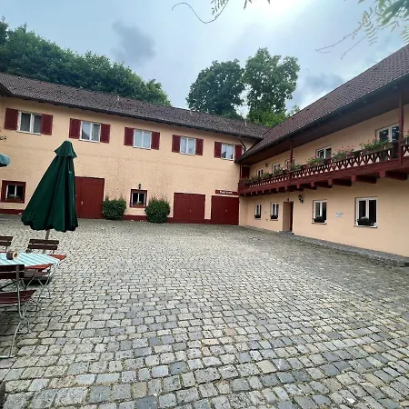 Hotel-gasthof Postbraeu