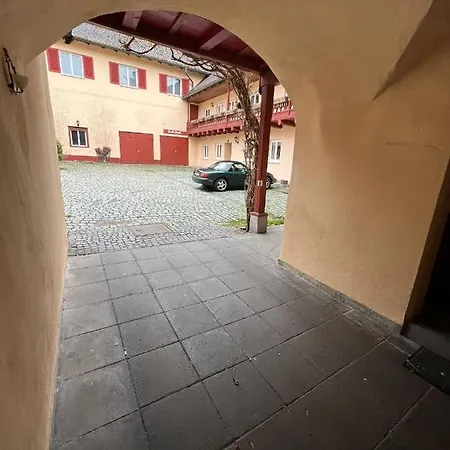 Hotel-gasthof Postbraeu 3*