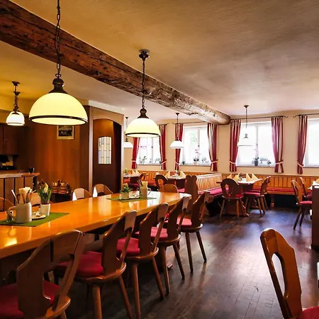 Hotel-gasthof Postbraeu